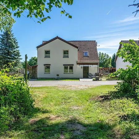 Bis Zu 6 Per. 65 M² Appartement Wolgast