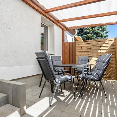 Bis Zu 6 Per. 65 M² Appartement Wolgast